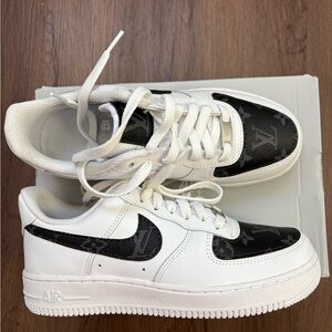 AF1 Nike Sneakers size 7